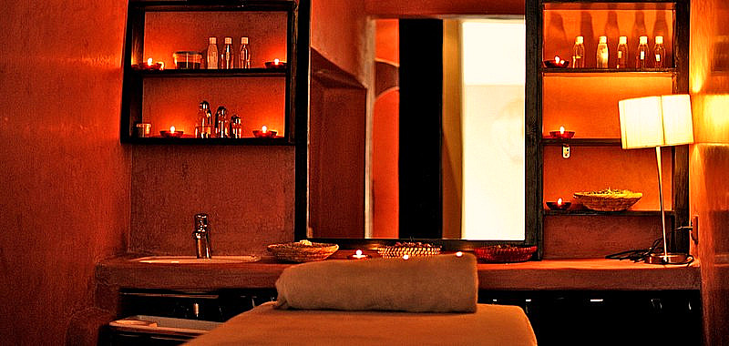 Spa 'Discovery' : 3j/2n - Hammam + 1 H Massage..............145 € / person  